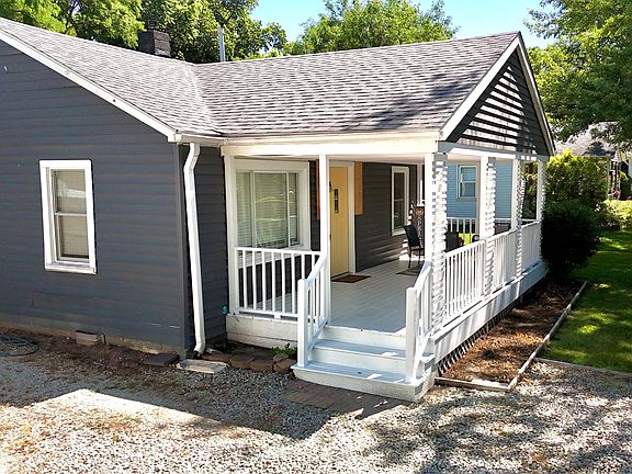 3rd image of 5080 Russell Ln