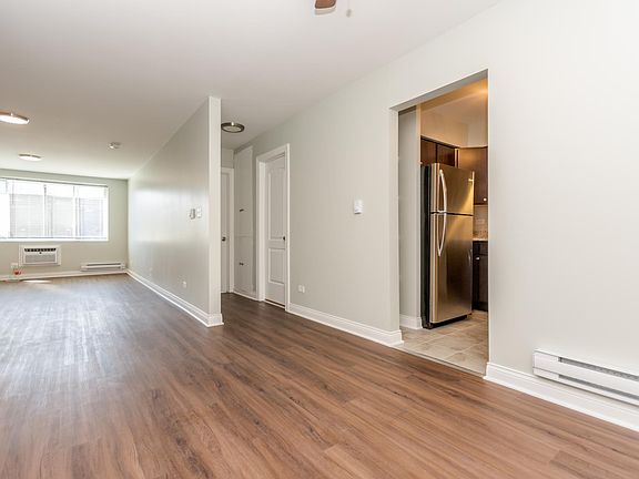 4th image of 433 S Lombard Ave