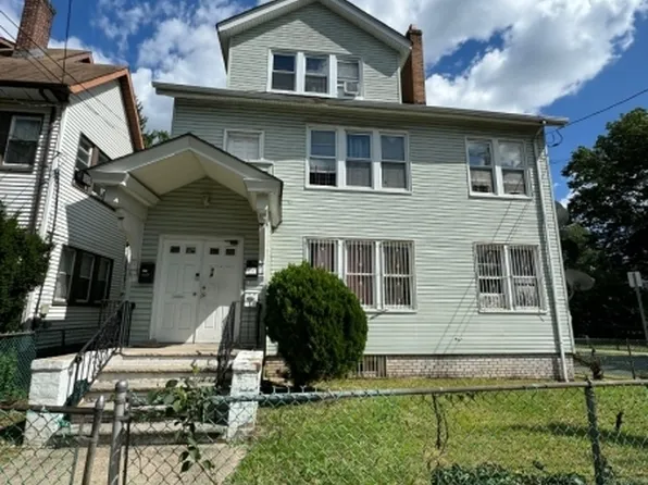94 W End Ave, Newark City, NJ 07106
