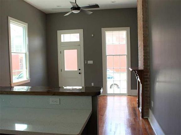 3rd image of 3033 Iberville St