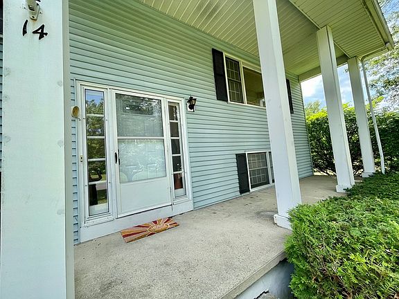 3rd image of 14 Hayes Dr