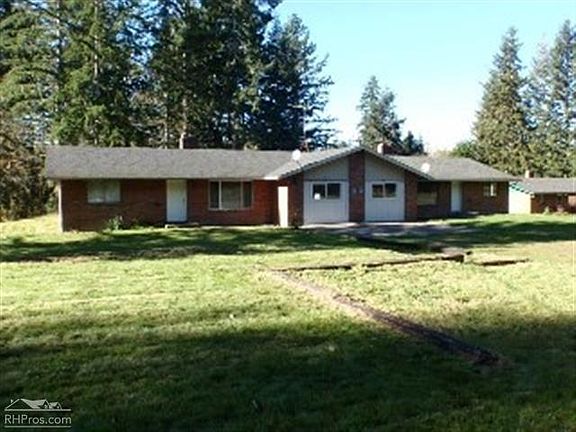 2nd image of 15824 122nd Ave N