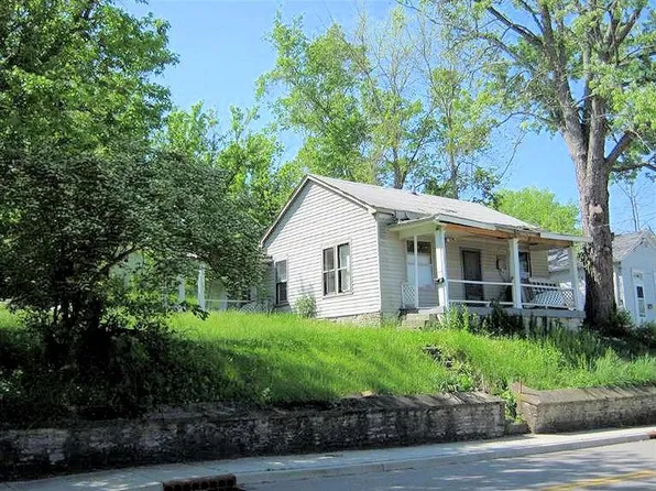 137 W Conwell St, Aurora, IN 47001