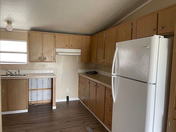 4th image of 3300 Voight Blvd #13