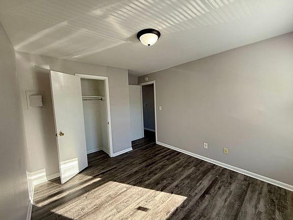3rd image of 11075 52nd Ave #4