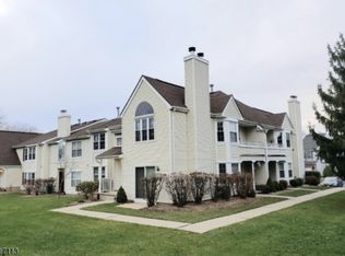 1404 Pinhorn Dr, Bridgewater, NJ