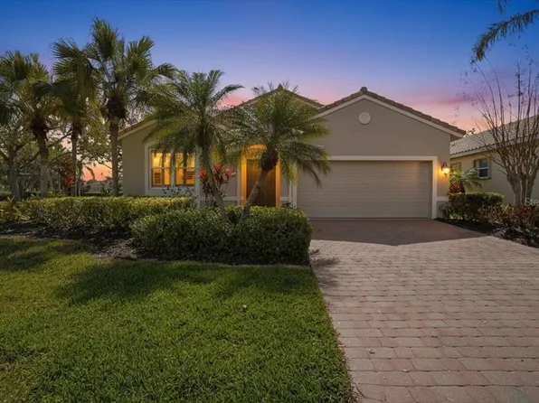4246 65th Pl E, Sarasota, FL 34243