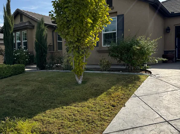 10325 Monarch Dr #1, Bakersfield, CA 93306