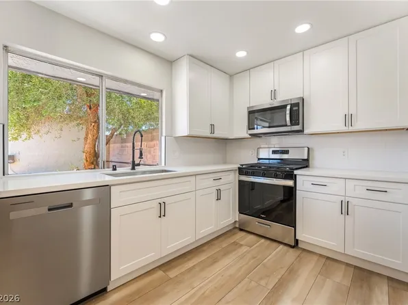 3904 Milford Pl, Las Vegas, NV 89102