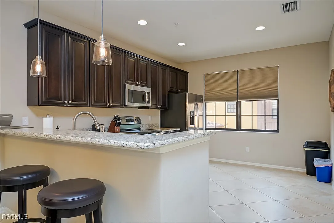 2 bed, 2.5 bath, 1509 sqft, $5,300 — Photo 1