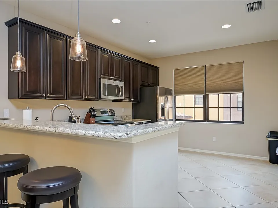 11296 Paseo Grande Blvd #5811