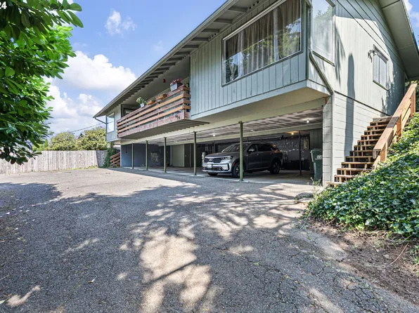 611 Crestview Dr, Reedsport, OR 97467