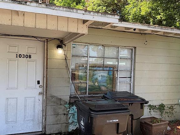 2nd image of 1028 W LIVINGSTON STREET