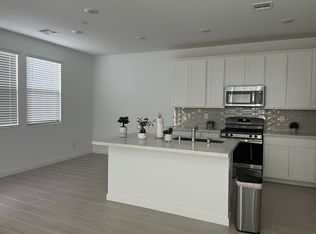 377 Powell Crest Dr, Henderson, NV 89015