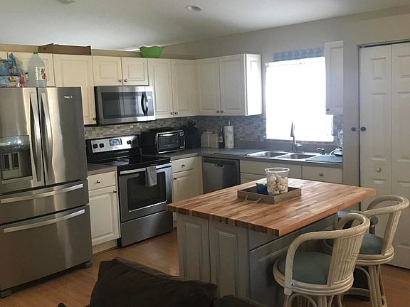 Home For Sale In Grand Isles