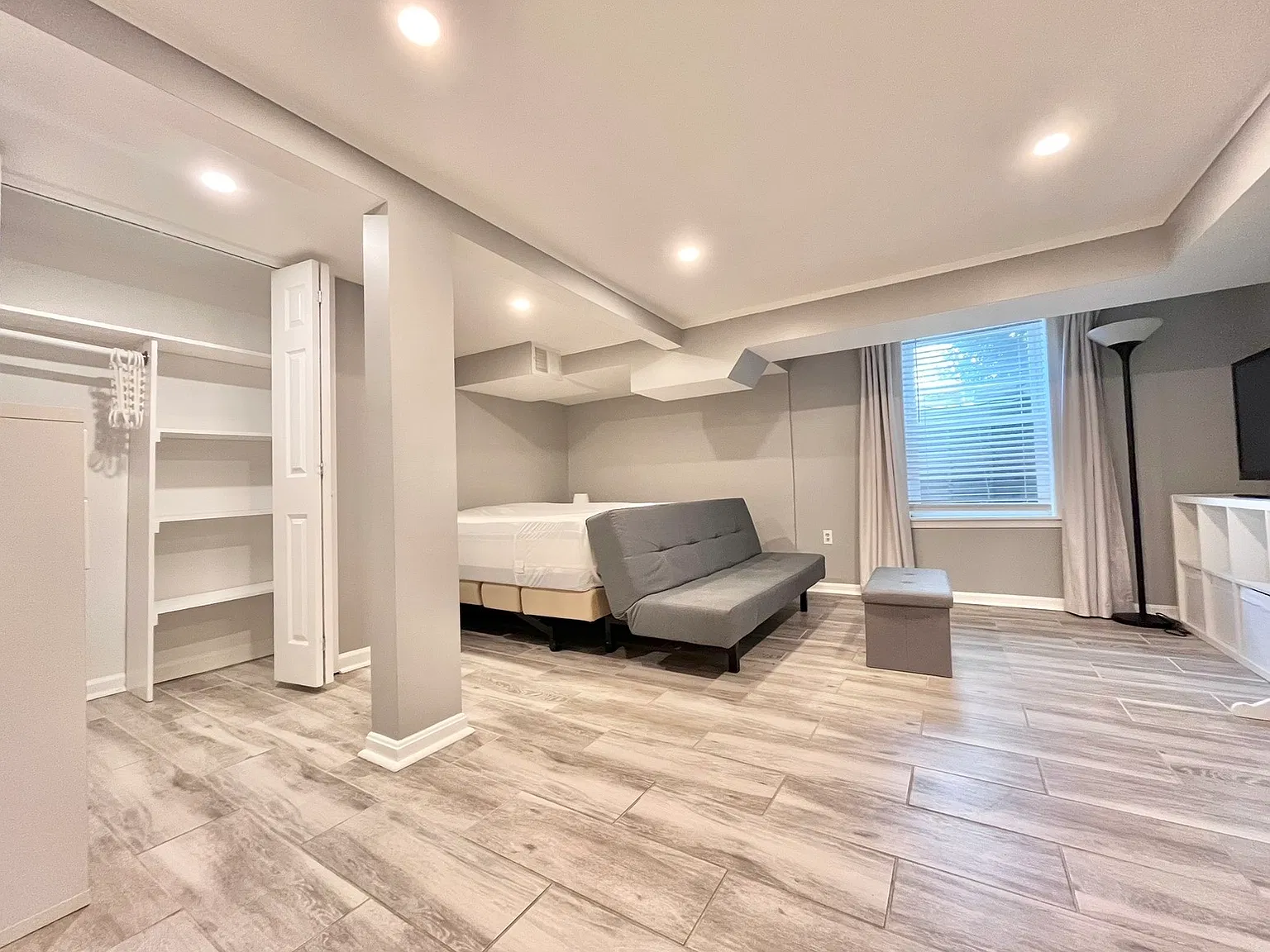 10317 Haywood Dr — Photo 3