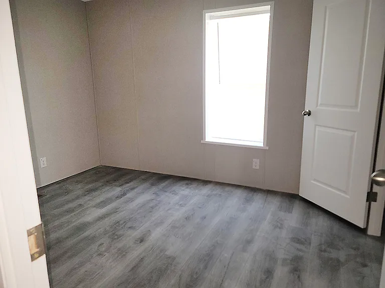 Stoney Creek Manufactured Home Community — Photo 18