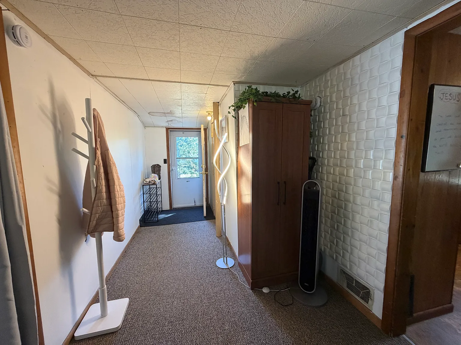 1 bed, 220 sqft, $650 — Photo 2