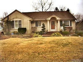 1st image of 926 Bruce Dr