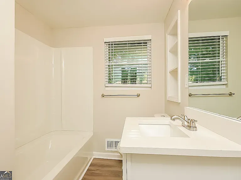 5926 S Bear Dr — Photo 3