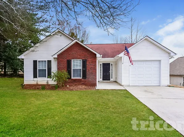 10635 Pine Forest Ln, Jonesboro, GA 30238