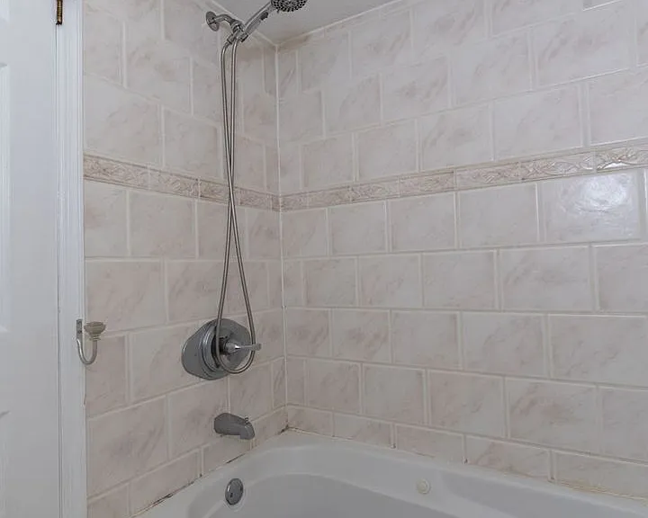 6101 River Rd #2 — Photo 24
