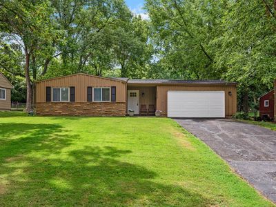 5039 Rock Creek Ln, Mission, KS, 66205