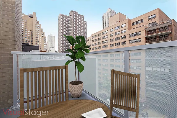 Sold by Maxwell Jacobs | media 8