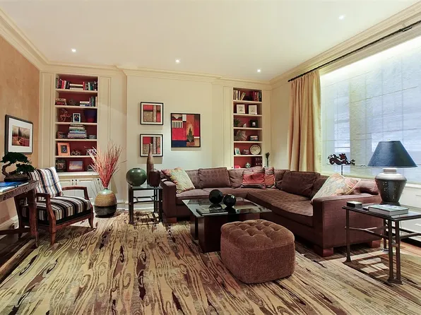 830 Park Avenue 1A image 3 of 11