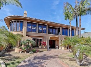 923 1st St, Manhattan Beach, CA 90266