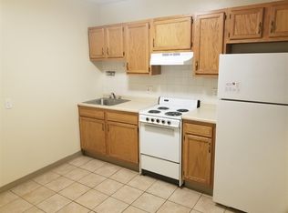 241 Columbia St APT 1, Cambridge, MA 02139