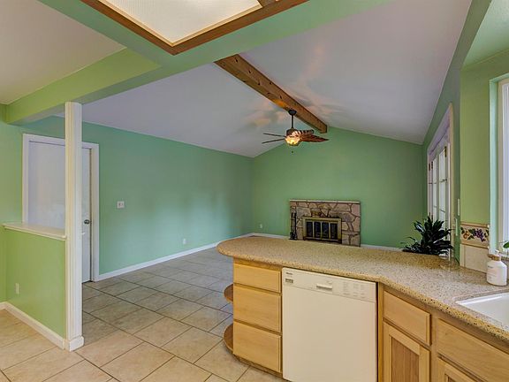 5th image of 8129 Mesa Oak Way