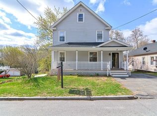 7 Papineau St, Worcester, MA 01603