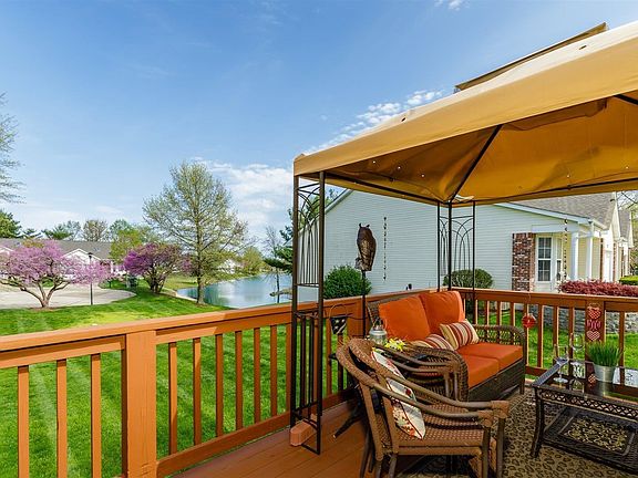 3rd image of 33 Twelve Oaks Ct #4B