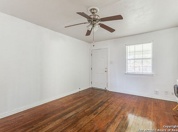 3rd image of 618 Porter St