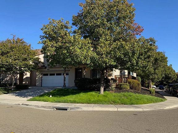 2nd image of 2099 Redbud Way