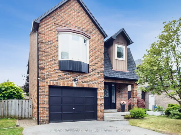 15 Ravenscroft Rd, Ajax, ON L1T 1V7