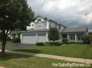 2180 Apple Hill Ln, Buffalo Grove, IL