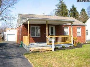 4026 Stratmore Ave, Youngstown, OH 44511
