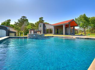 1020 S Westminster Rd, Midwest City, OK 73130