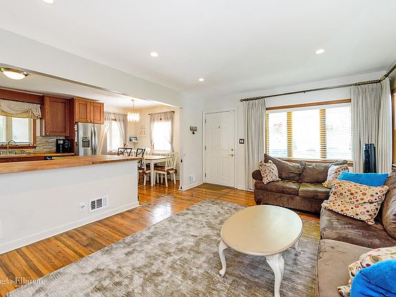 3rd image of 63 Park Ln