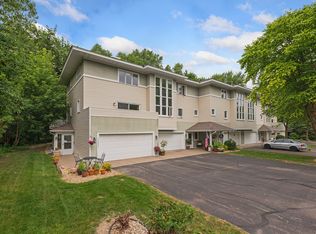 3664 Abbey Way APT A, Eagan, MN 55123
