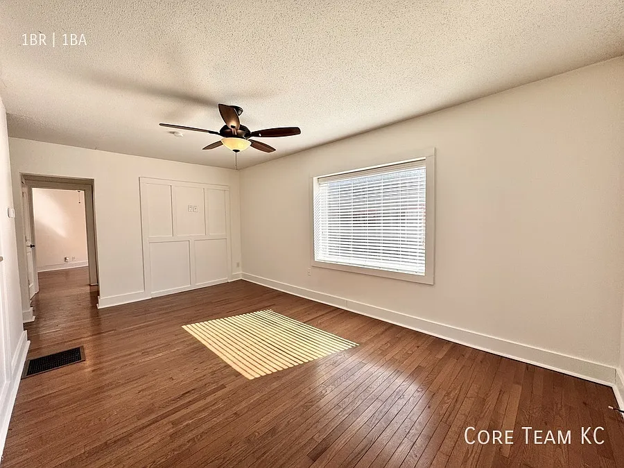 One Bedroom with Patio in West Plaza! — Photo 3