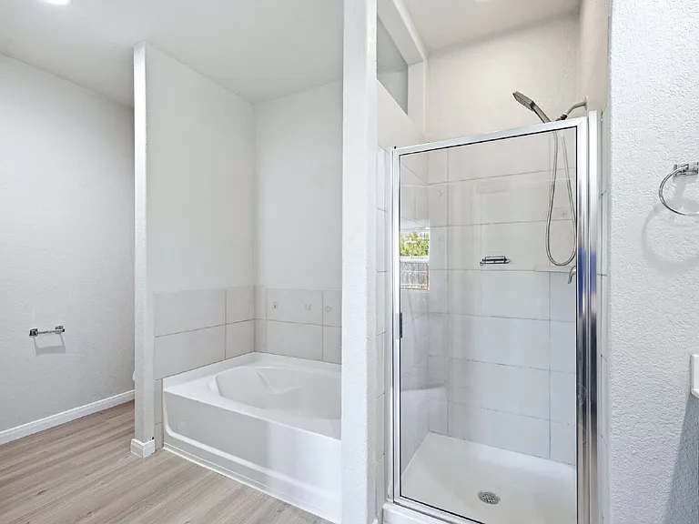 5950 Larkspur Valley — Photo 24