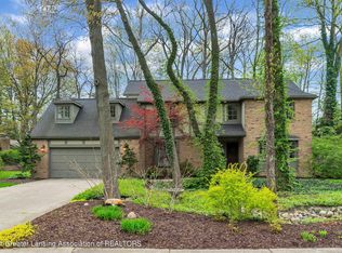 1190 Bryant Dr, East Lansing, MI 48823