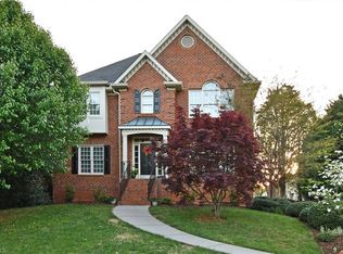 110 Laurel View Ct, Winston Salem, NC 27104