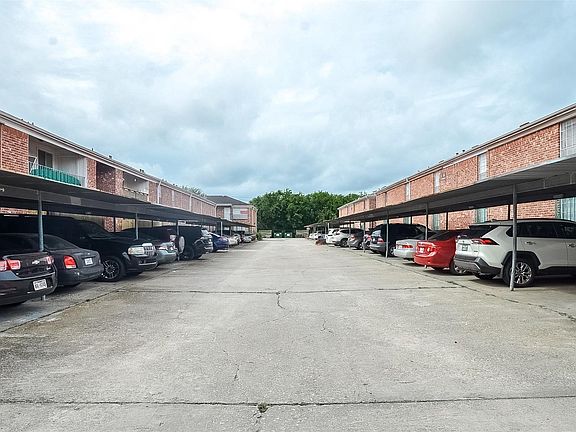 5th image of 9201 Clarewood Dr APT 23