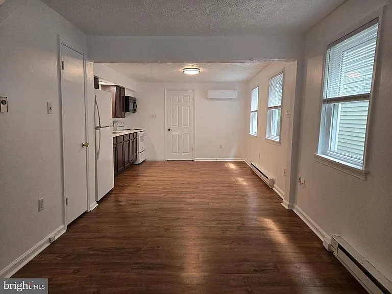 112 E Pall Mall St #2 — Photo 3
