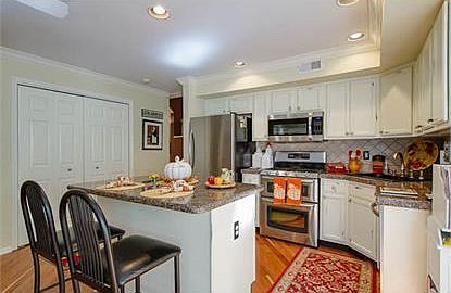 4th image of 11 Clarken Dr