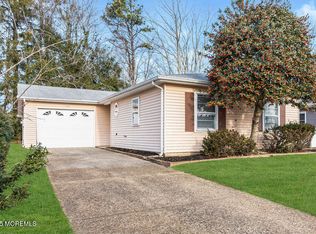 115 Courtshire Dr, Brick, NJ
